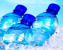 Αποσύρετε εμφιαλωμένο νερό με απόφαση του ΕΦΕΤ . Καλεί τους καταναλωτές να μη το καταναλώσουν